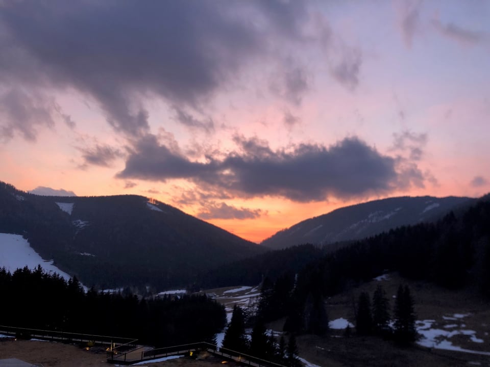 Ausblick Almwellness Hotel Pierer