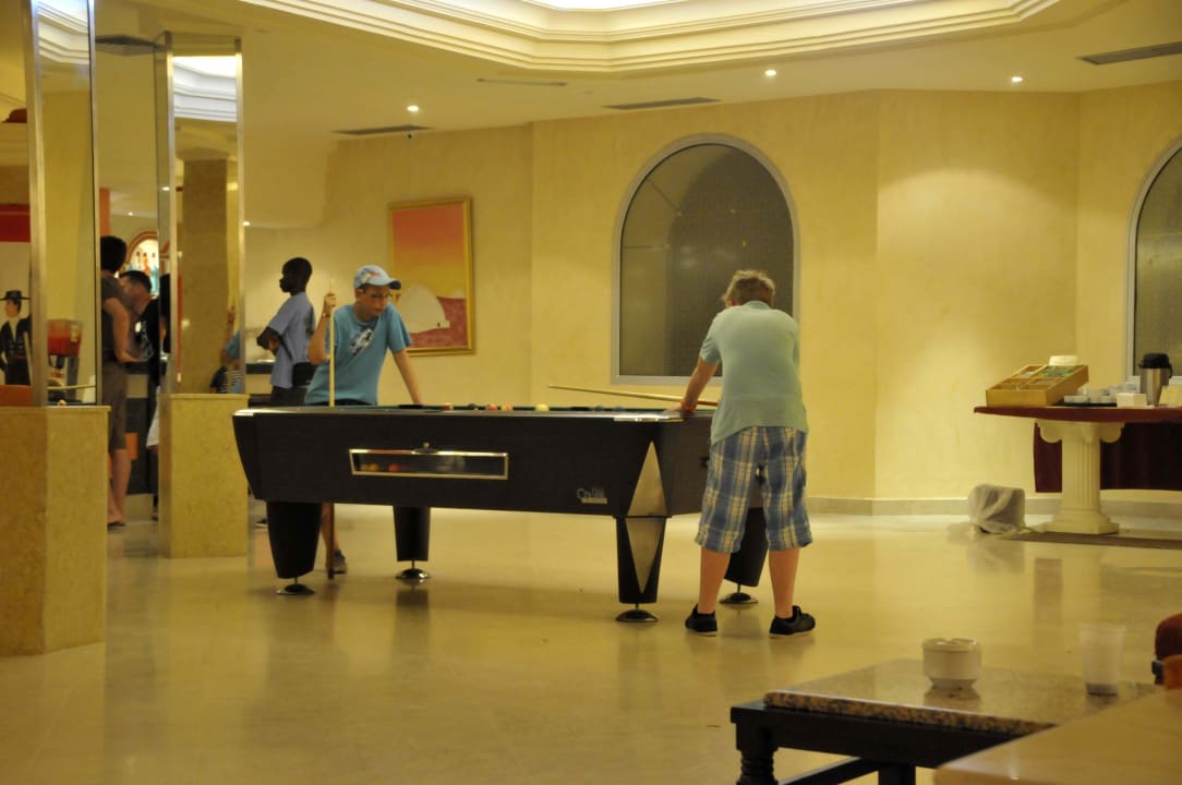 Billard Royal Lido Resort & Spa