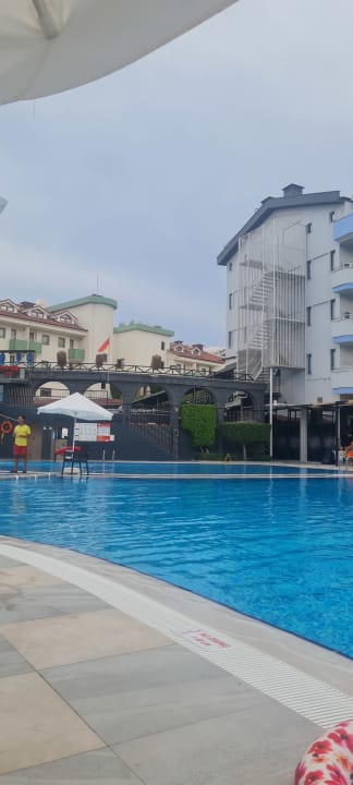 Pool Grand Seker Hotel