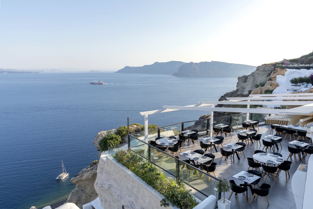 Gastro Santorini Secret Suites & Spa