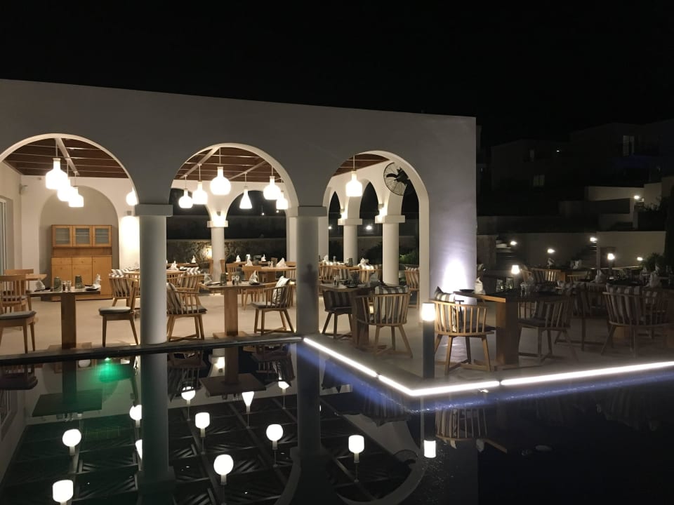 Spezialitäten Restaurant  Anemos Luxury Grand Resort