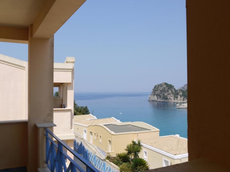 Ausblick aus den Zimmern Ithea Suites Hotel