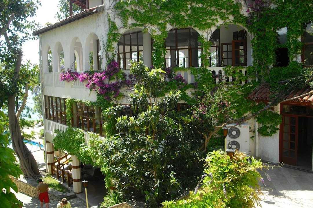 Restaurant Alara Hotel