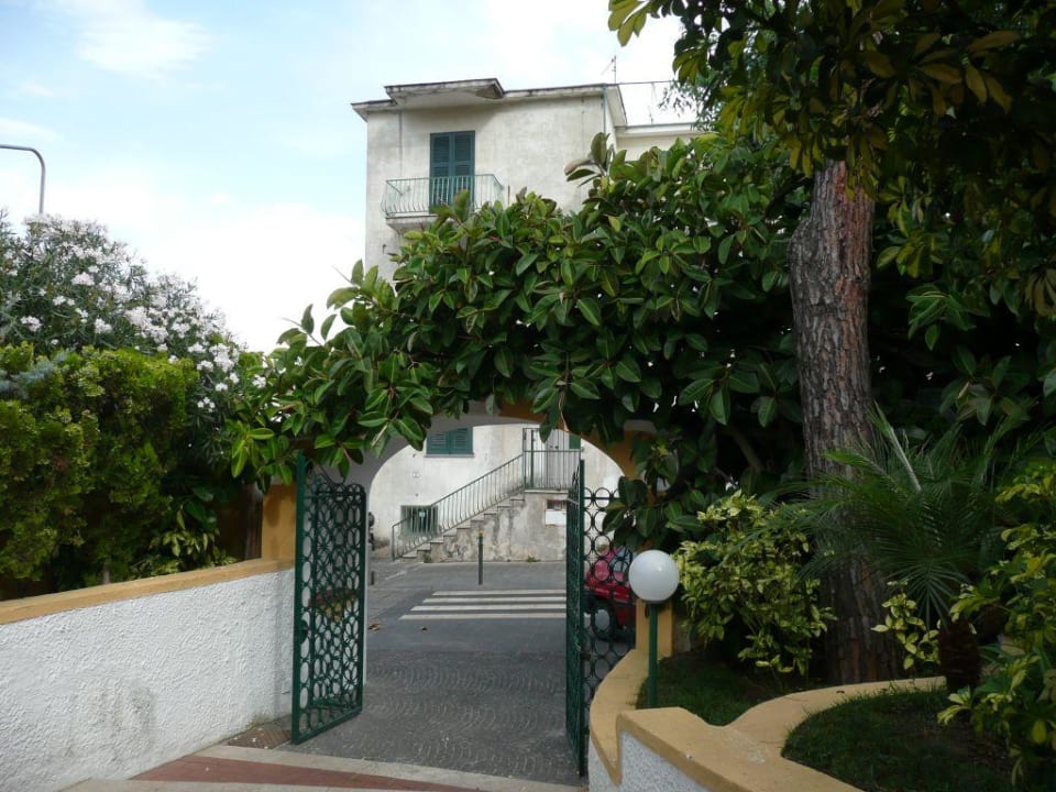 Ein-/Ausgang Hotel Royal Terme