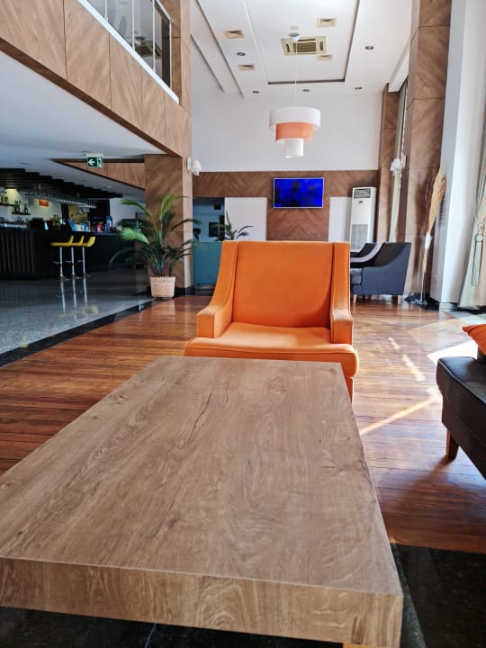 Lobby Side Aquamarin Resort & Spa