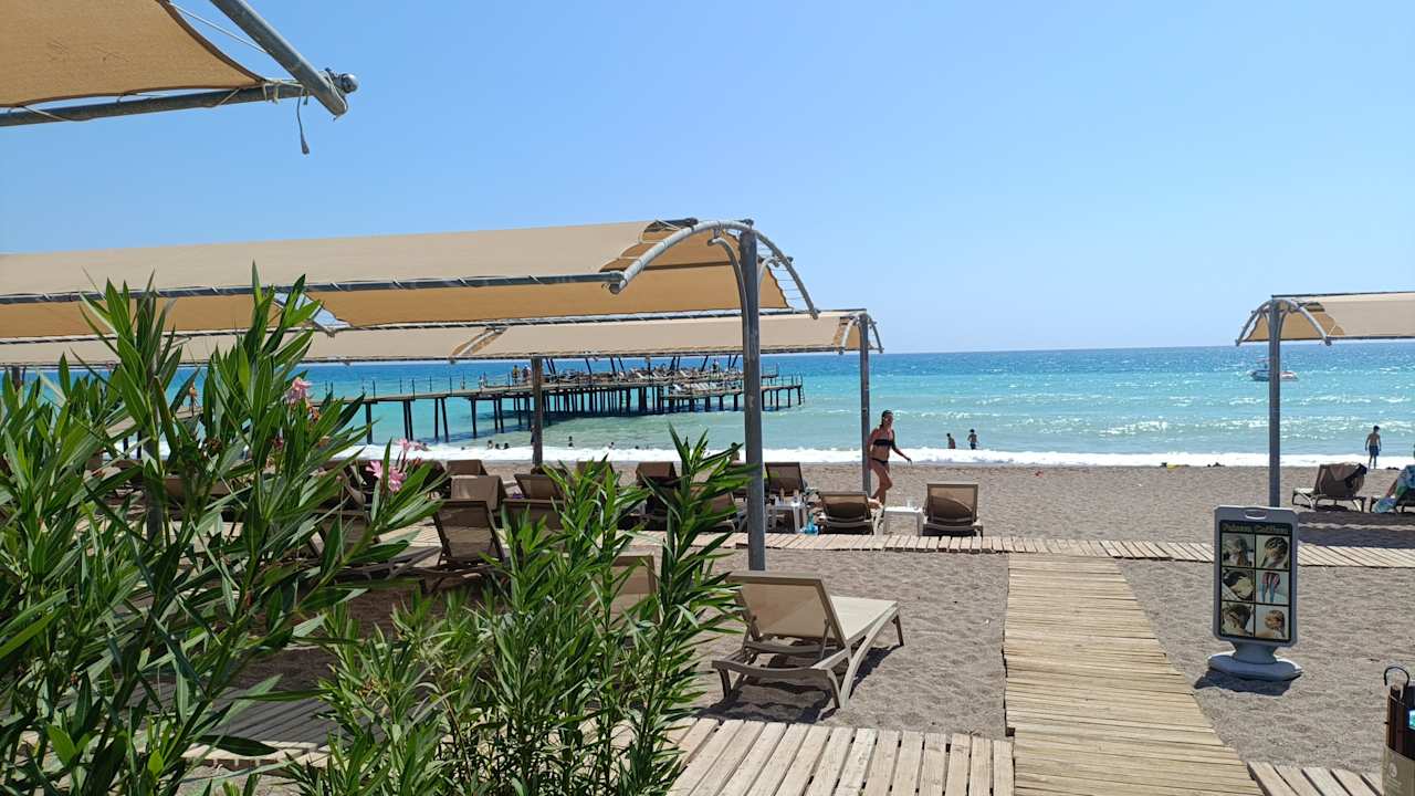 Strand Seaden Sea Planet Resort & Spa