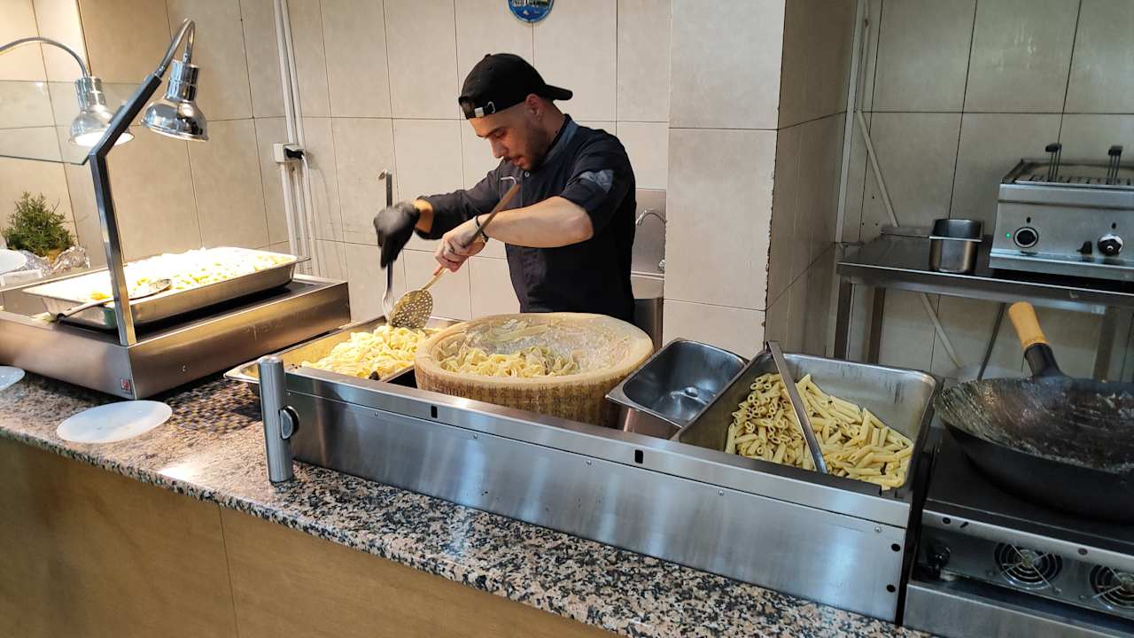 Gastro Irene Palace Beach Resort Club alltoura
