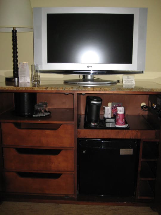 TV, Kühlschrank, Kaffeemaschine Hotel San Juan Marriott Resort & Stellaris Casino