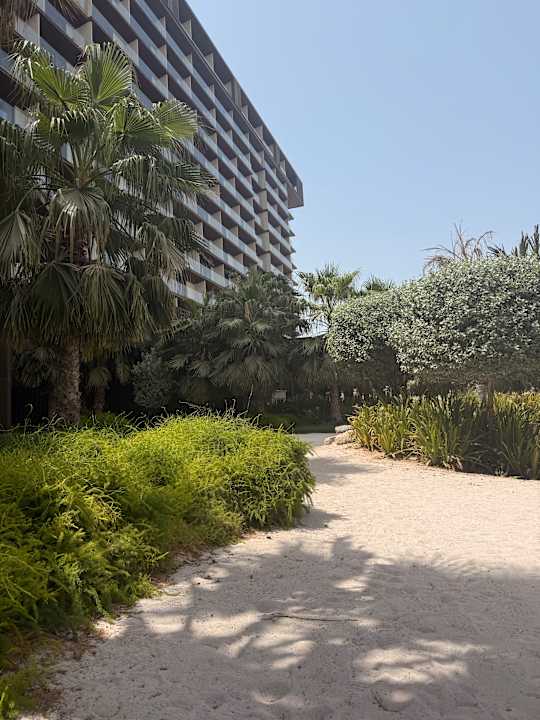 Außenansicht Mövenpick Resort Al Marjan Island