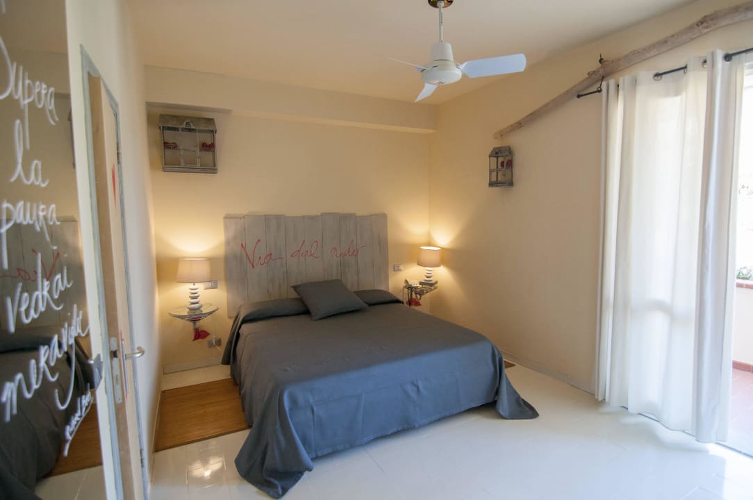 Poetisches Doppelzimmer Hotel Cernia Isola Botanica