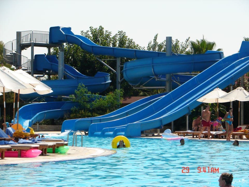 Activity-Pool Green Max Hotel