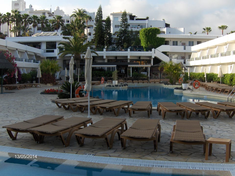 Clean,warm and inviting HOVIMA Panorama