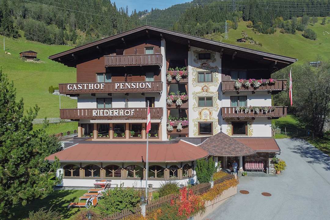 Außenansicht Gasthof Pension Riederhof