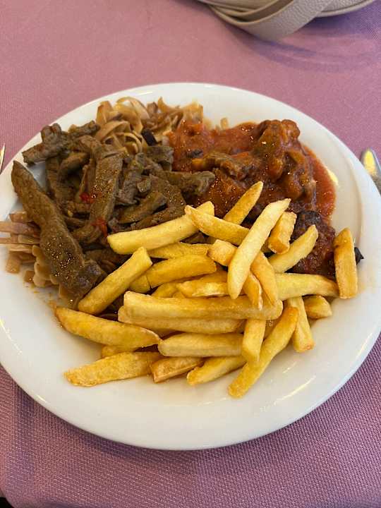 Gastro Narcia Resort Side