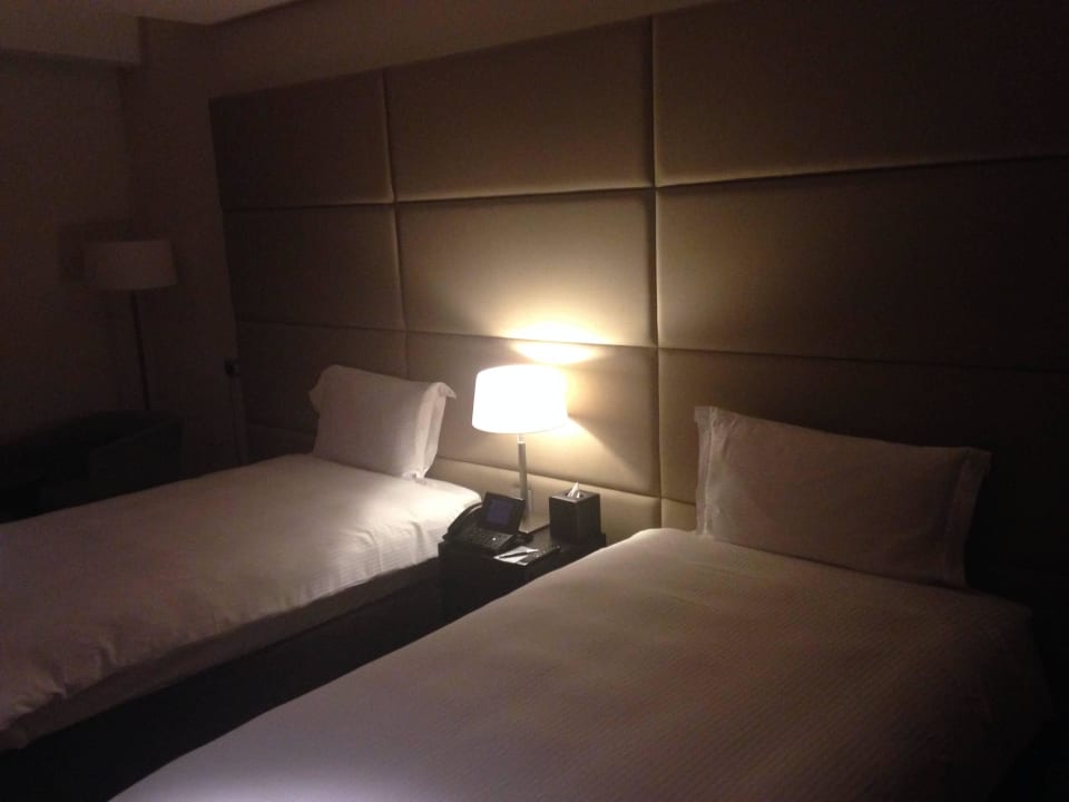 Bett Oryx Airport Hotel