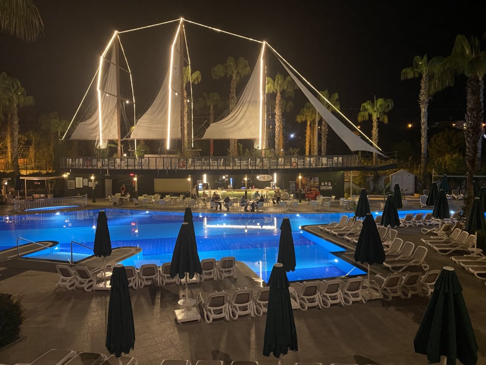 Pool Can Garden Resort