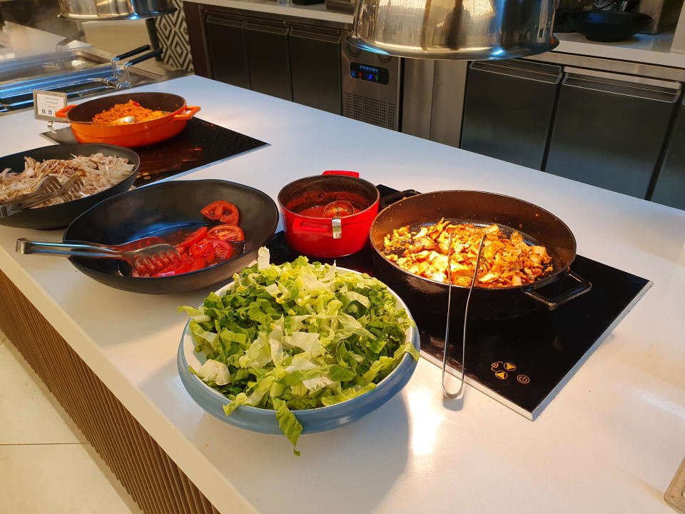 Gastro Jacaranda Luxury Resort