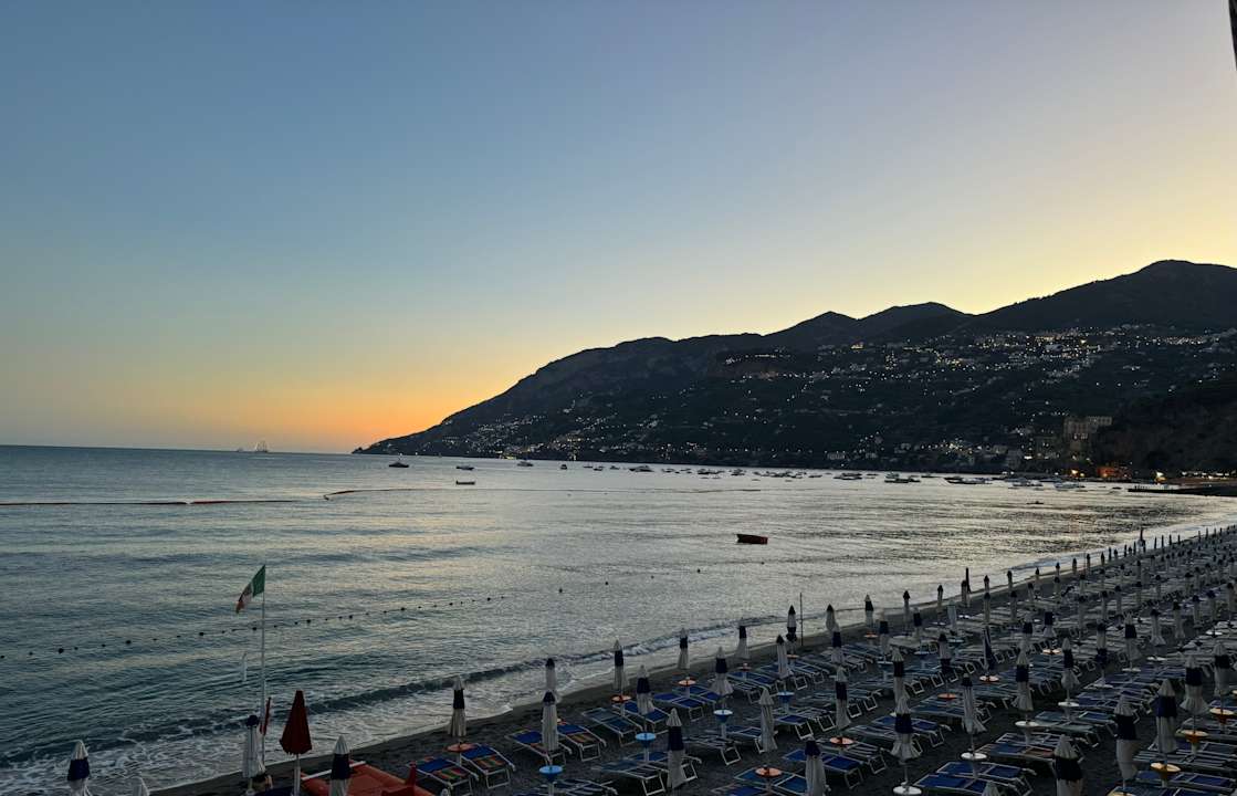 Strand Hotel Pietra di Luna