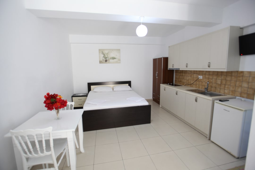 Zimmer Joni Apartments