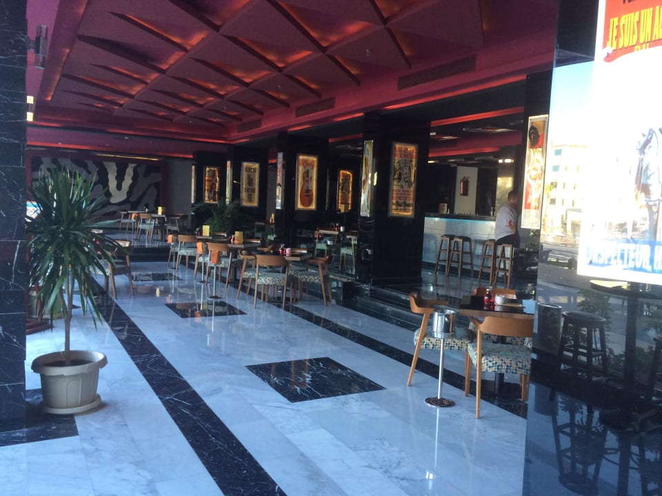 Wow Bar Pickalbatros White Beach Resort - Hurghada