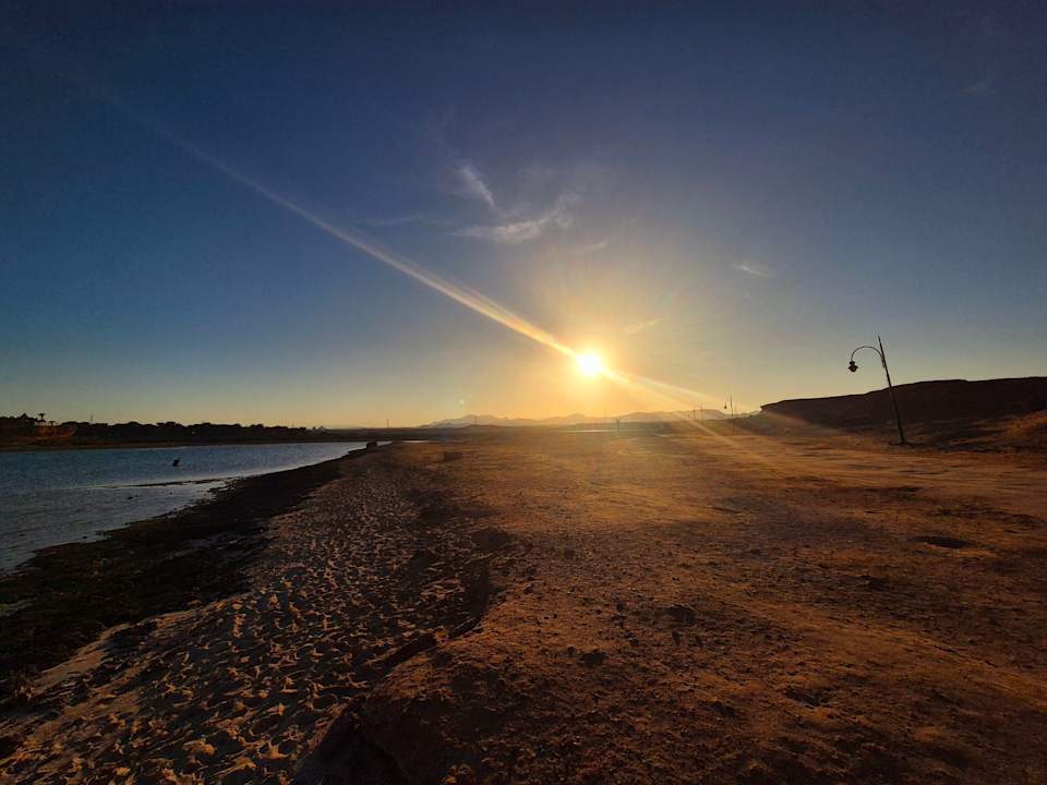 Strand SUNRISE Cardina Resort