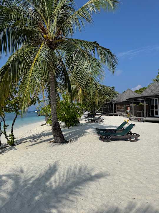 Strand Kuredu Island Resort & Spa