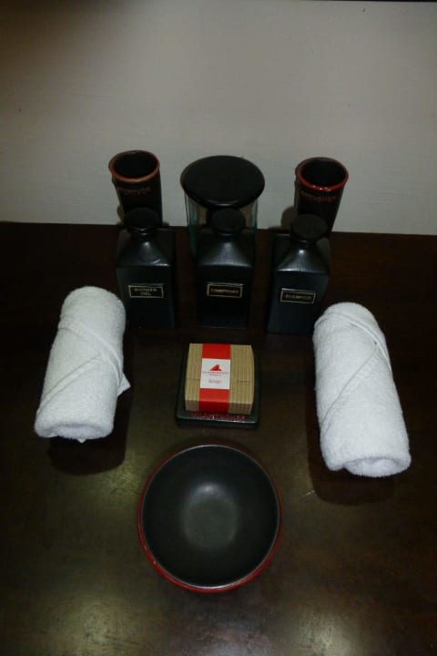 Bad Vilamendhoo Island Resort & Spa