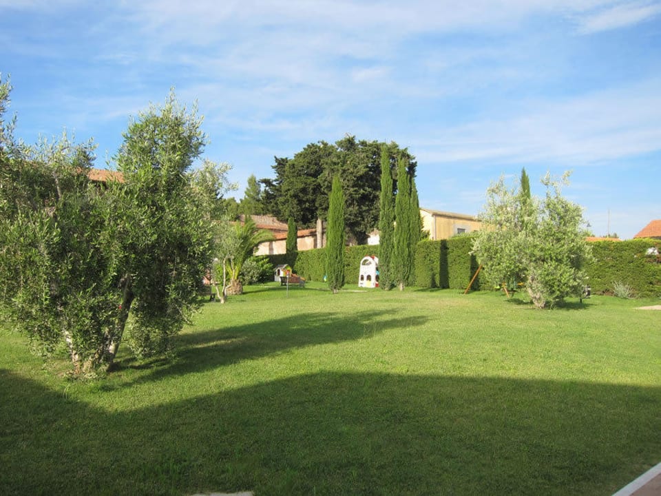 Gartenanlage Le Corti Del Sole Residence