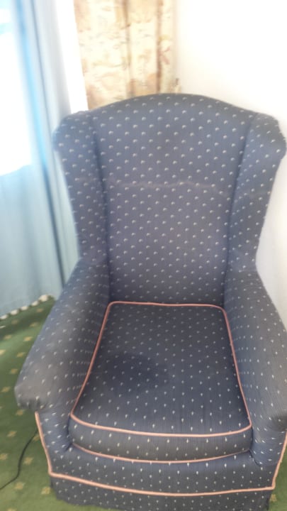 Schmutzige Möbel Hotel Zur Post Kreuth