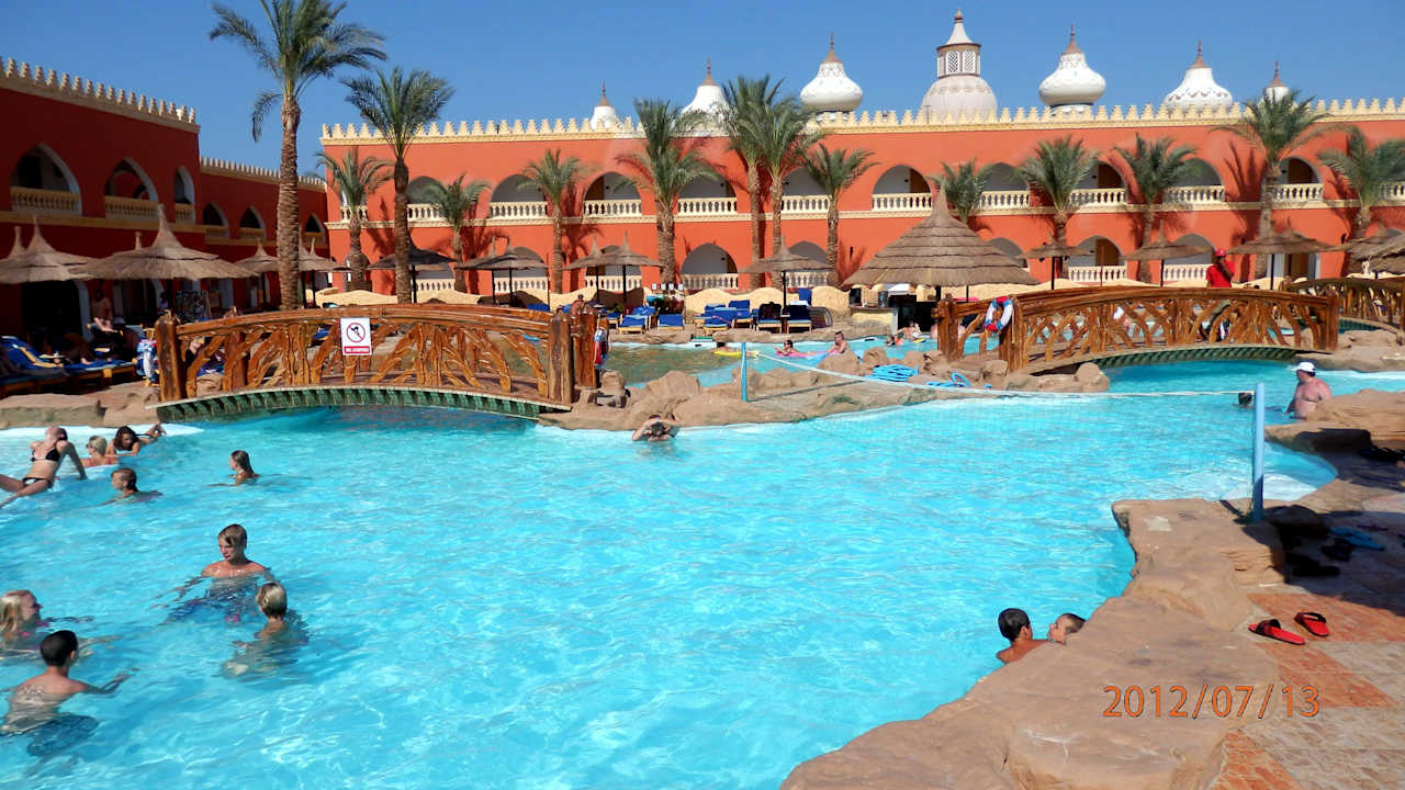Basen Pickalbatros Alf Leila Wa Leila Resort - Neverland Hurghada