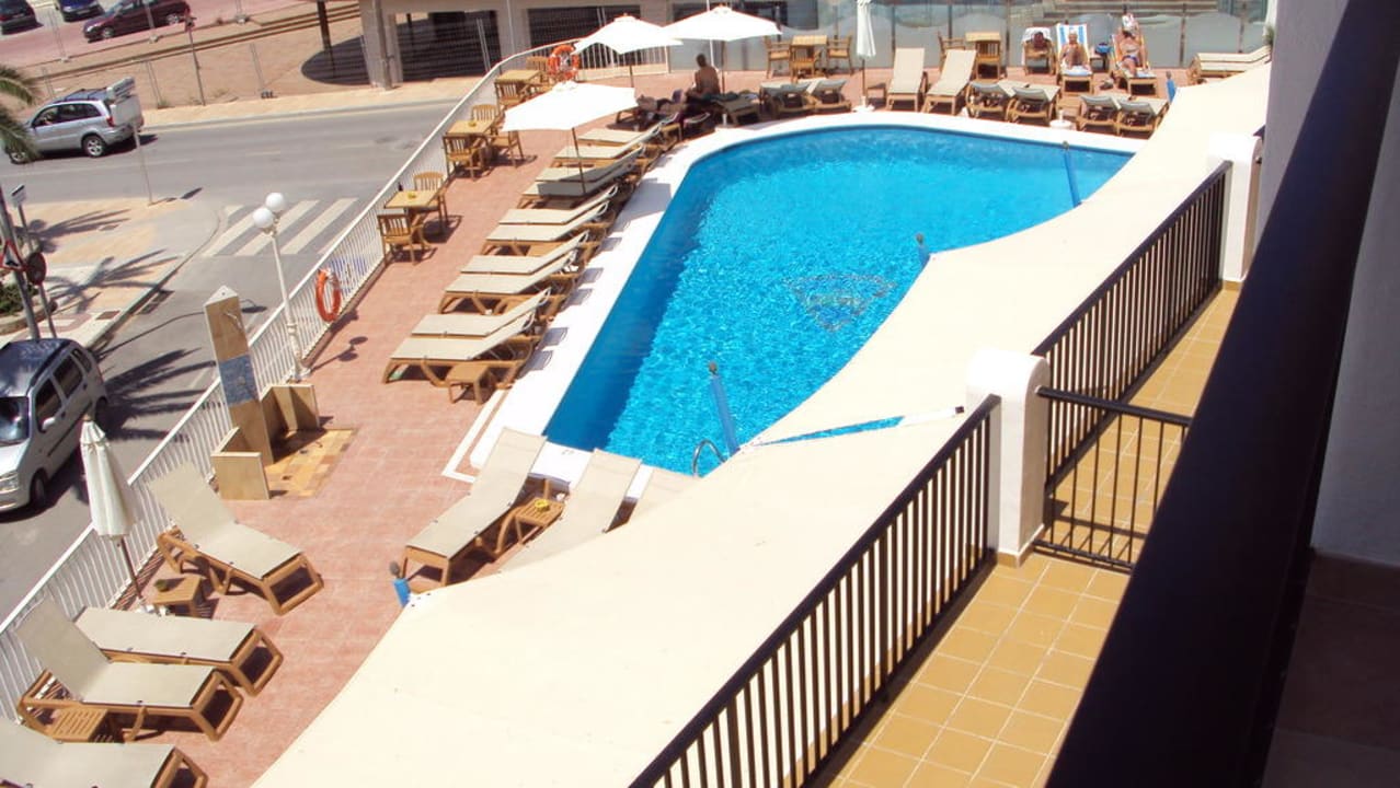 Der Pool von unserem Zimmer aus (229) Hotel Osiris