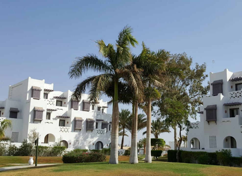 Garten und Hotelzimmer Hotel Mercure Hurghada