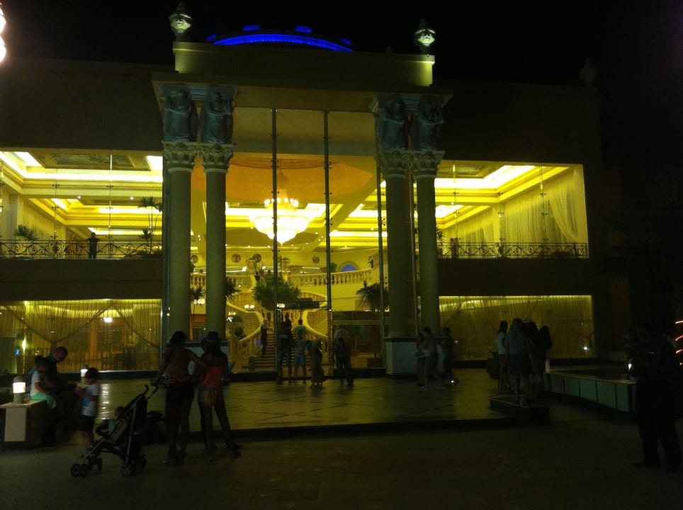 Lobby Hotel Titanic Palace