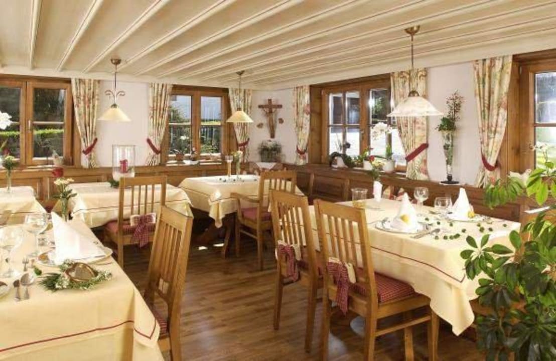 "Neue Stube" Ferienhotel Starennest