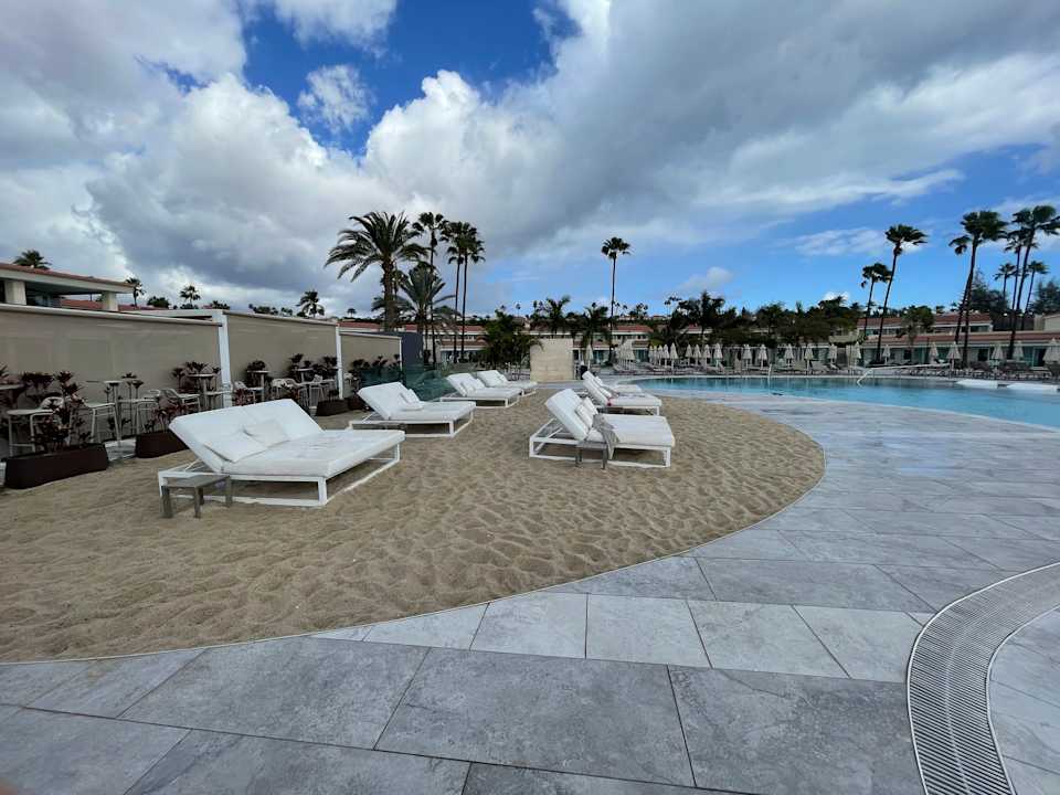 Pool Kumara Serenoa by Lopesan Hotels