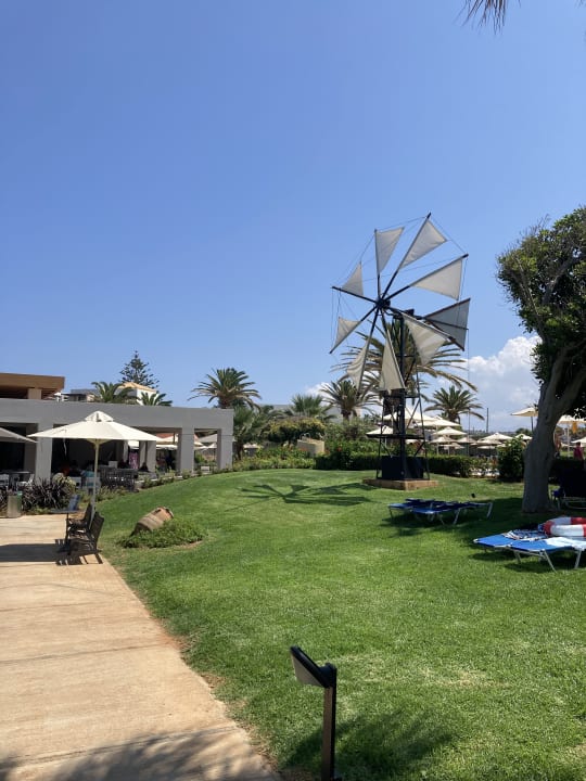 Gartenanlage Anissa Beach & Village