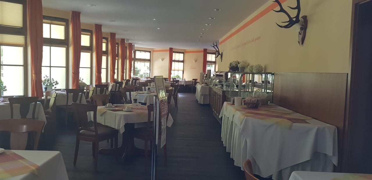 Gastro Hotel & Gasthaus Goldener Hirsch