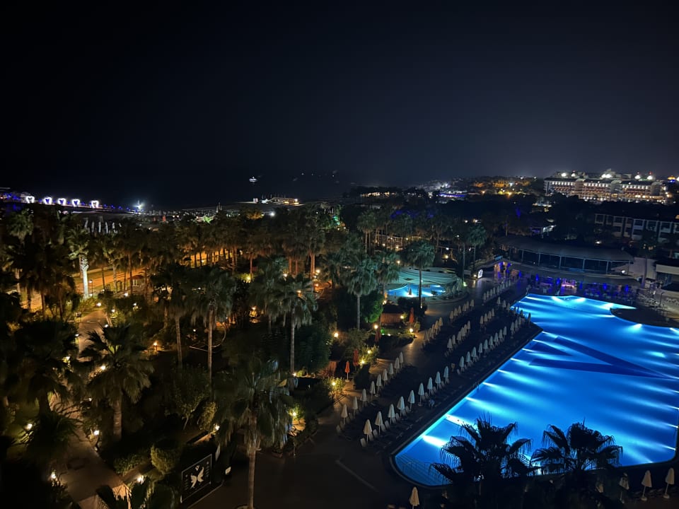 Pool VONRESORT Golden Coast