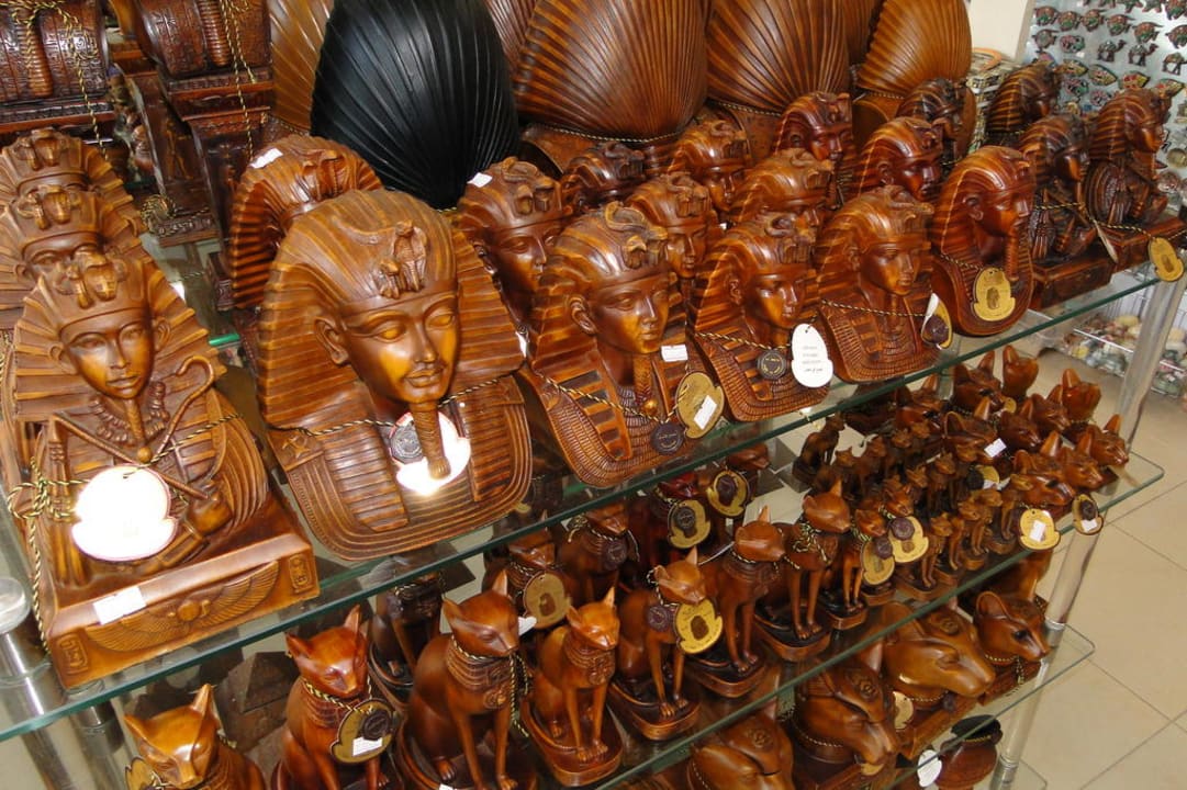 Toller Souvenirshop an der Gartenanlage  Golden Beach Resort