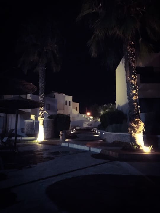 Außenansicht Atlantica Mikri Poli Rhodes