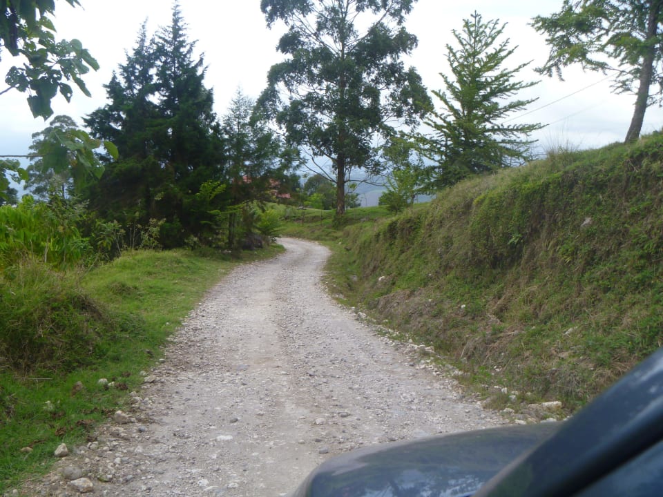 Weg zur Guayabo Lodge Hotel Guayabo Lodge