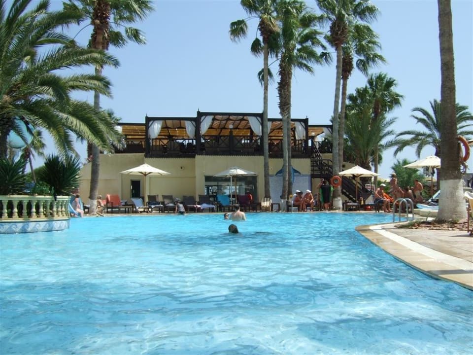 Blick zur Beachlounge Hotel Paradis Palace