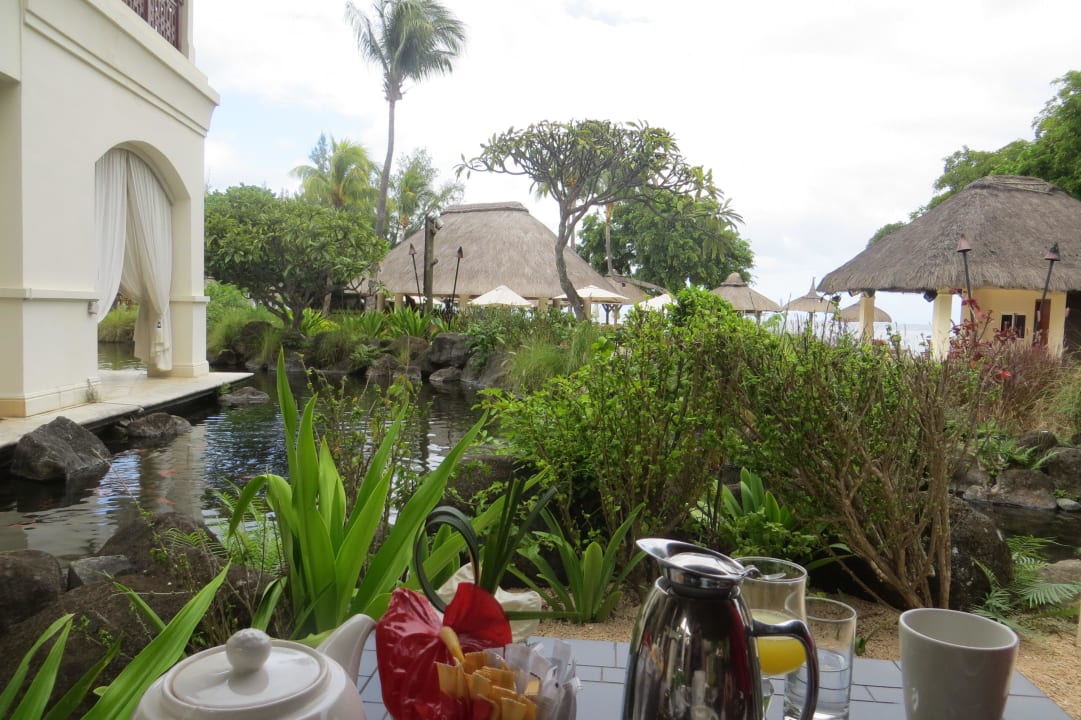 In dieser Umgebung macht Frühstücken Spass Hilton Mauritius Resort & Spa