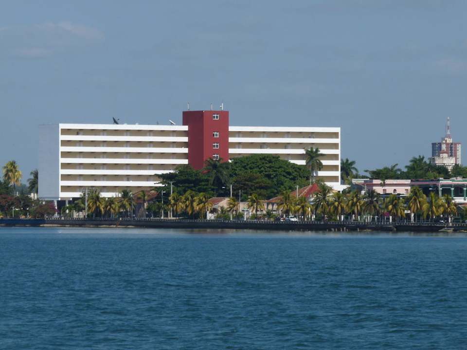 Blick vom Meer Hotel Jagua Affiliated by Meliá