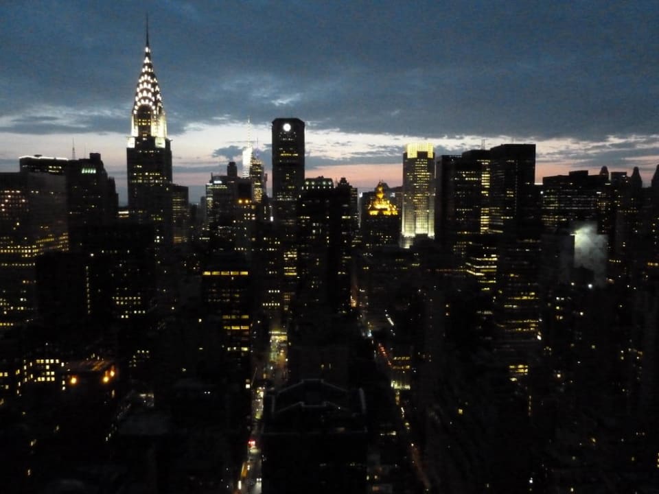 Sonnenuntergang Millennium Hilton New York One UN Plaza