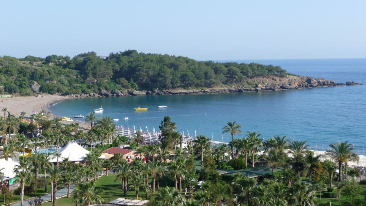 Het uitzicht vanaf ons balkon. Arycanda Kirman Premium