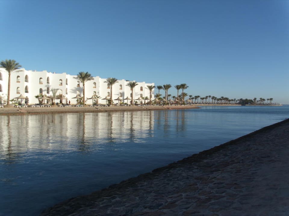 B-Lagune Arabia Azur Resort