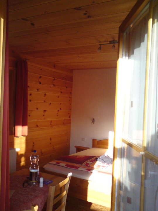 Raum Gästehaus Regenbogen