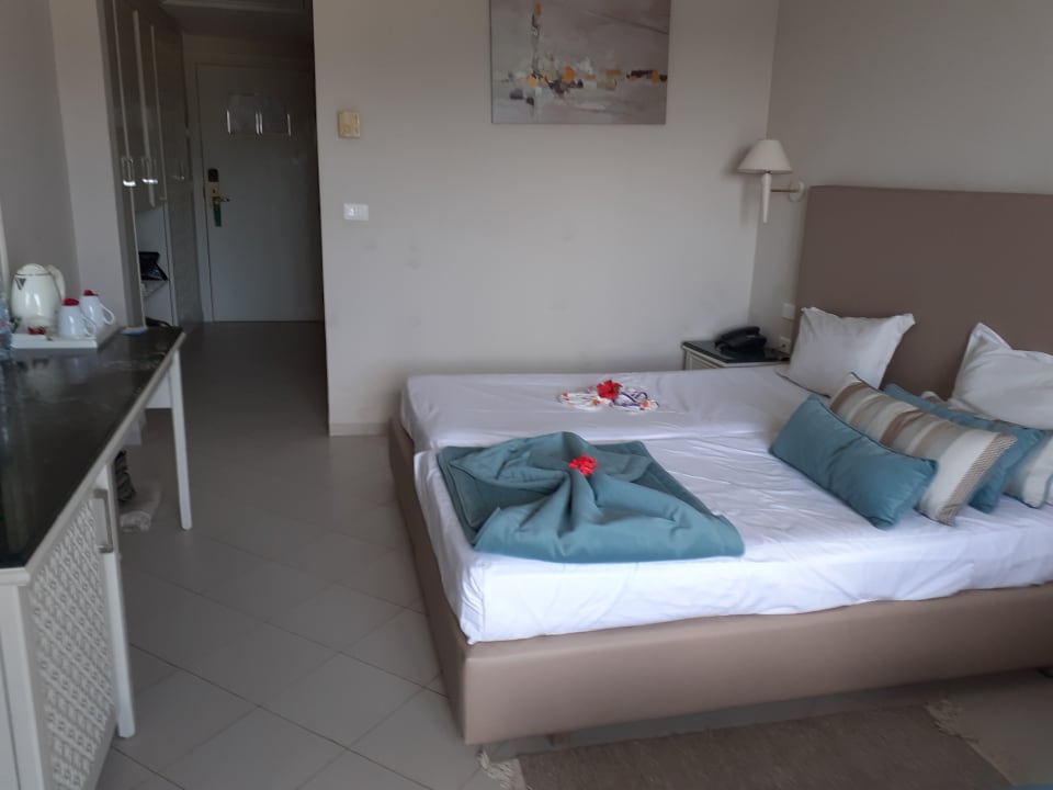 Zimmer Hotel Royal Nozha