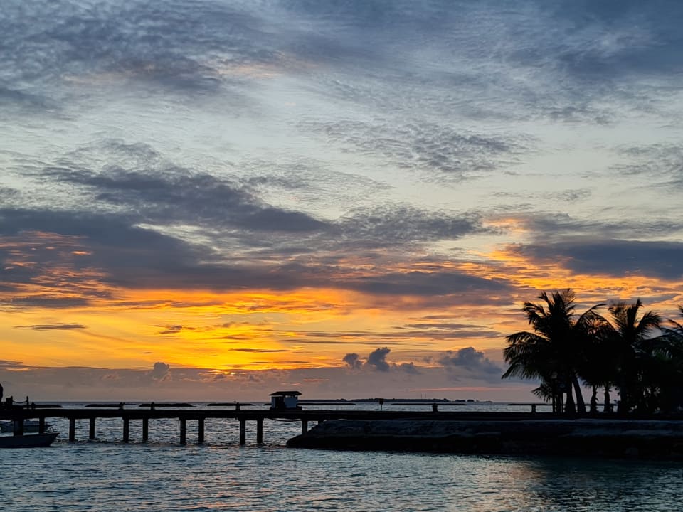 Strand Adaaran Select Meedhupparu Island Resort - Premium All Inclusive